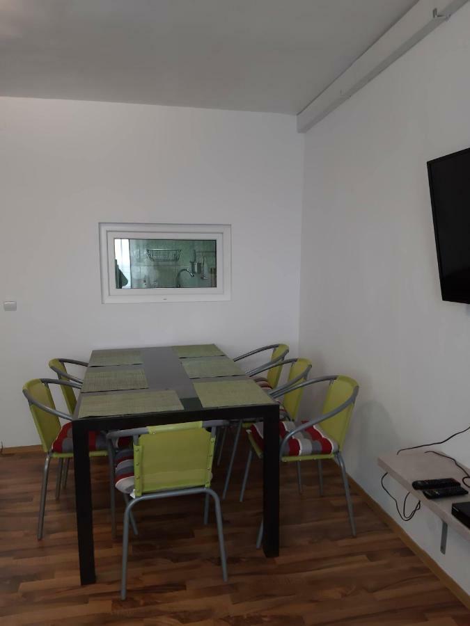 Apartament 2 Camere Sulina Esterno foto
