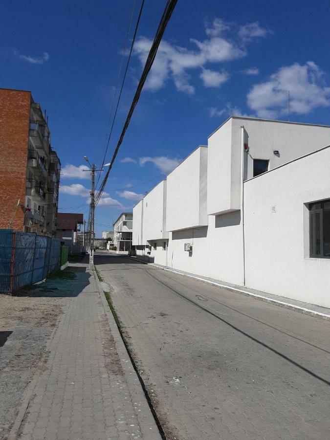 Apartament 2 Camere Sulina Esterno foto