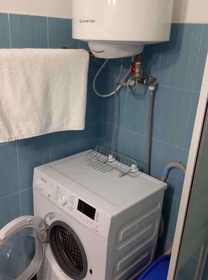 Apartament 2 Camere Sulina Esterno foto